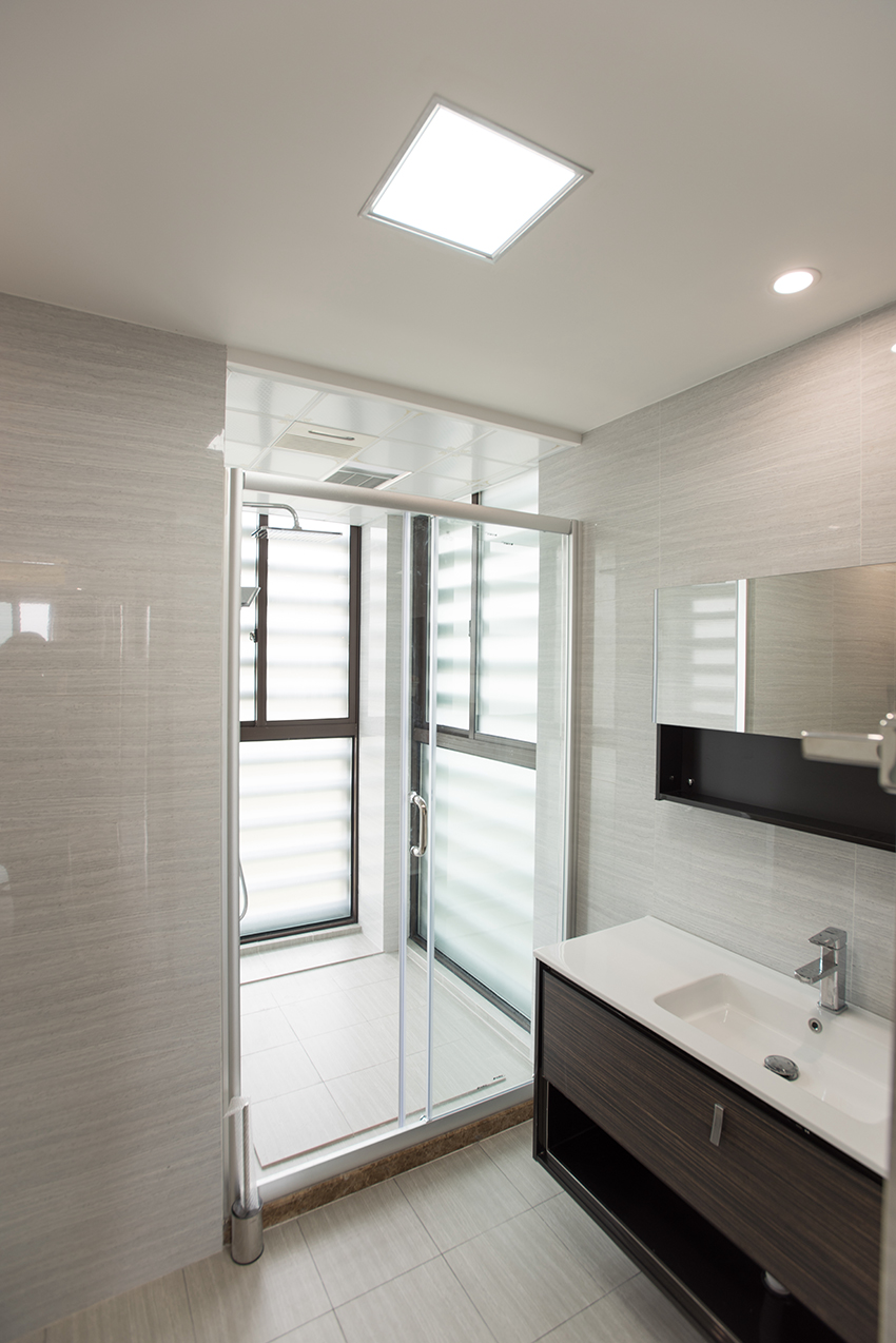 衛生間.jpg 衛生間.jpg