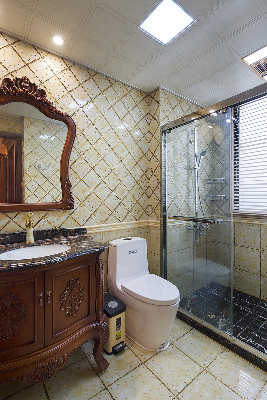 衛生間.jpg 衛生間.jpg