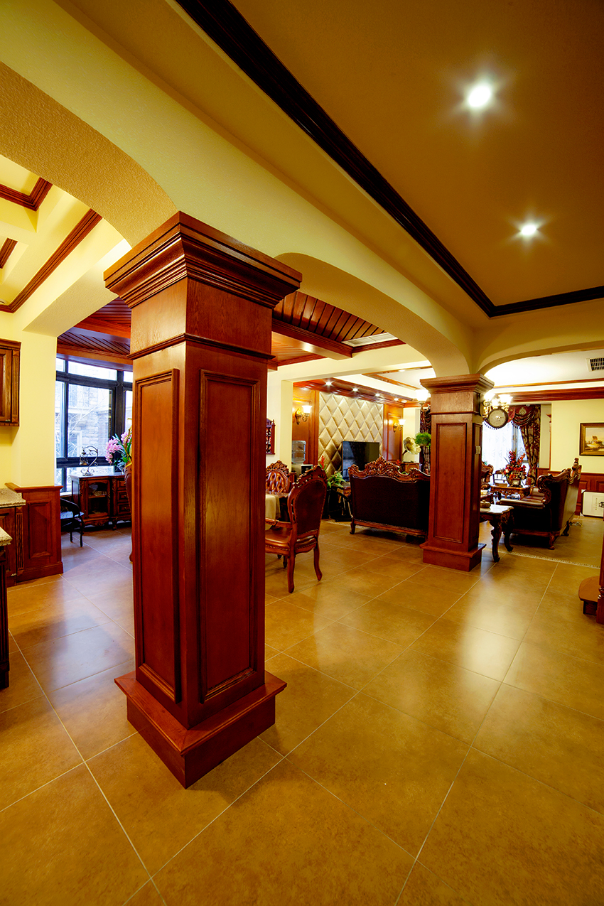 一層餐廳門拱.jpg 一層餐廳門拱.jpg