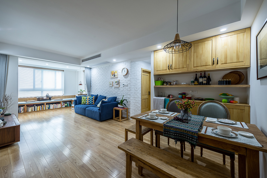 餐廳.jpg 餐廳.jpg