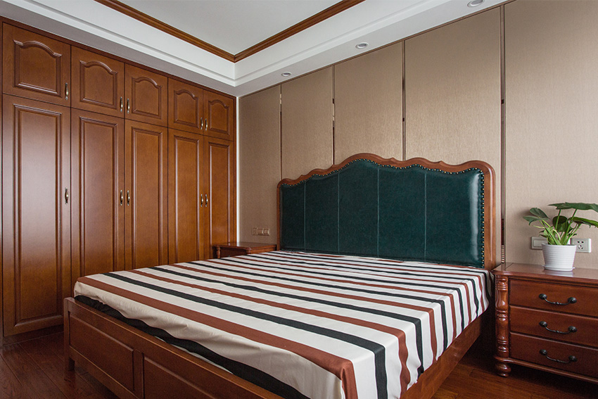 臥室.jpg 臥室.jpg