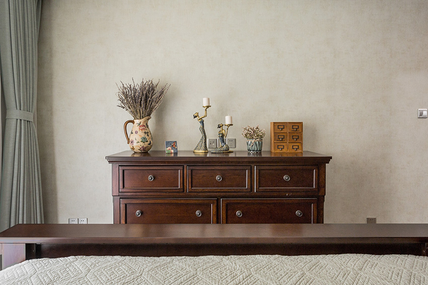 臥室.jpg 臥室.jpg