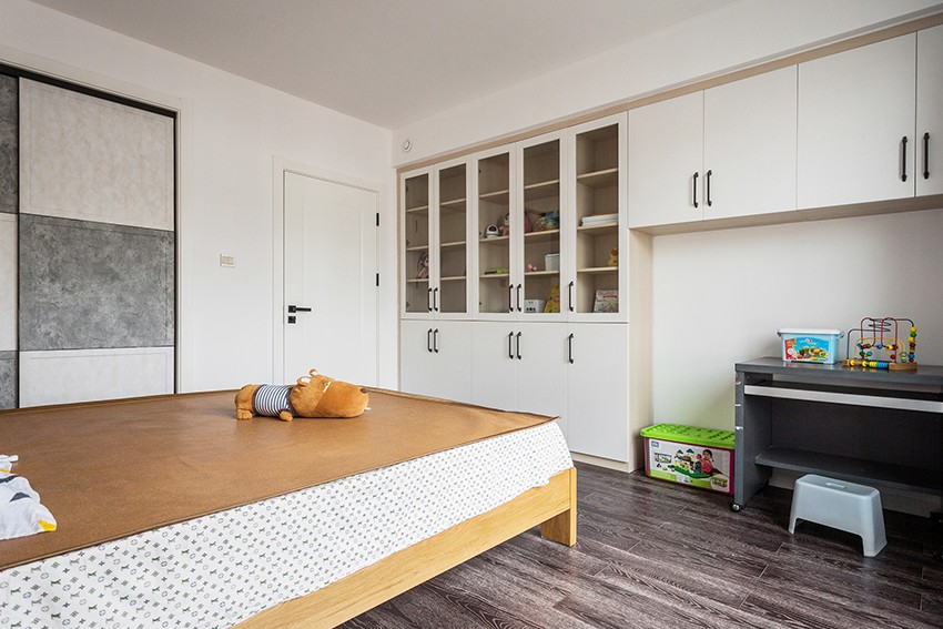 臥室8.jpg 臥室8.jpg