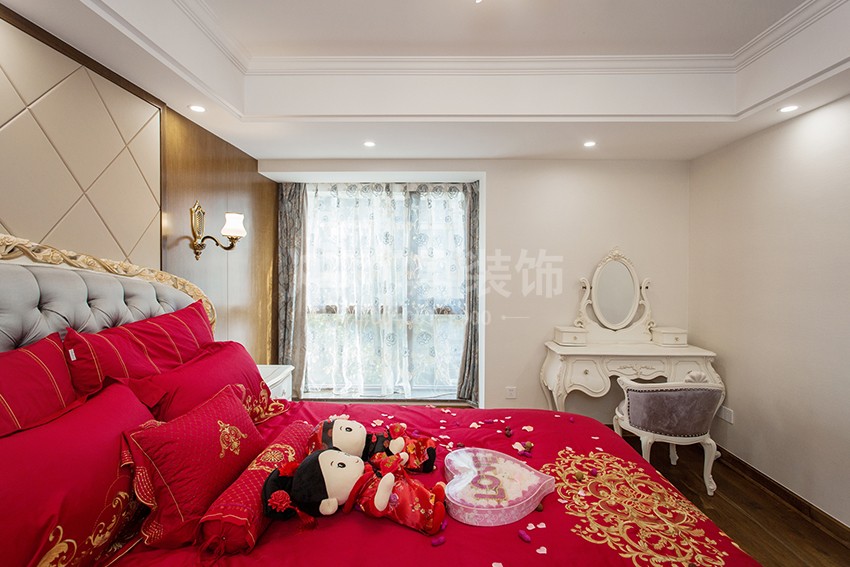 婚房臥室裝修效果圖.jpg 婚房臥室裝修效果圖.jpg