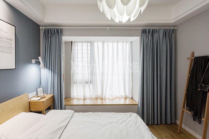 主臥裝修效果圖.jpg 主臥裝修效果圖.jpg