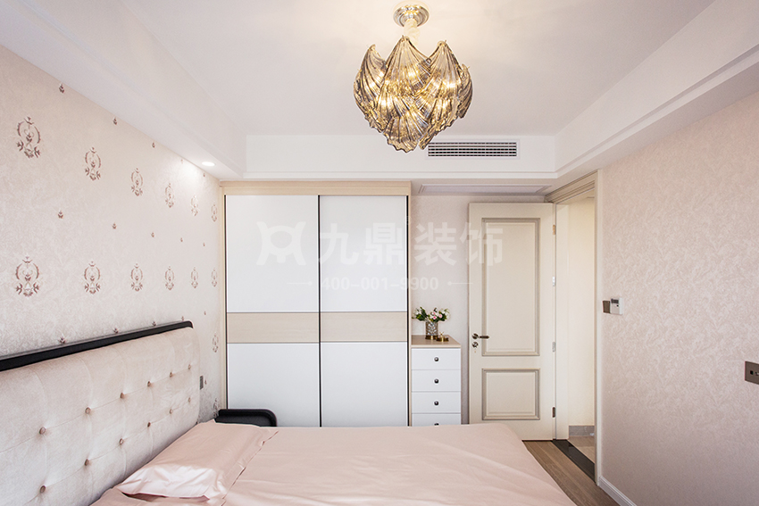 臥室裝修實(shí)景圖.jpg 臥室裝修實(shí)景圖.jpg