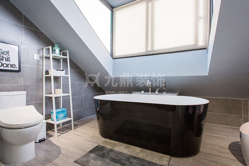 臥室衛(wèi)生間裝修圖.jpg 臥室衛(wèi)生間裝修圖.jpg