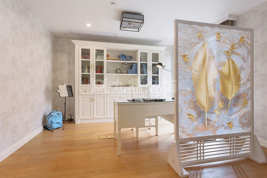 書房裝修效果圖.jpg 書房裝修效果圖.jpg