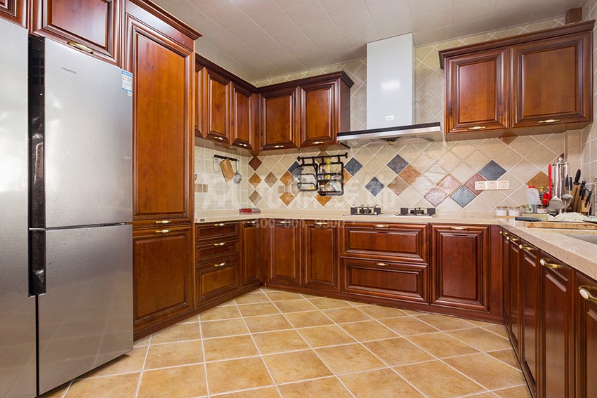 別墅廚房裝修效果圖.jpg 別墅廚房裝修效果圖.jpg