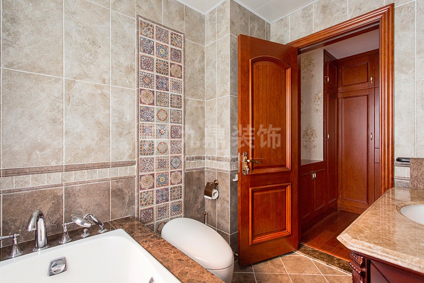 別墅衛生間裝修效果圖.jpg 別墅衛生間裝修效果圖.jpg