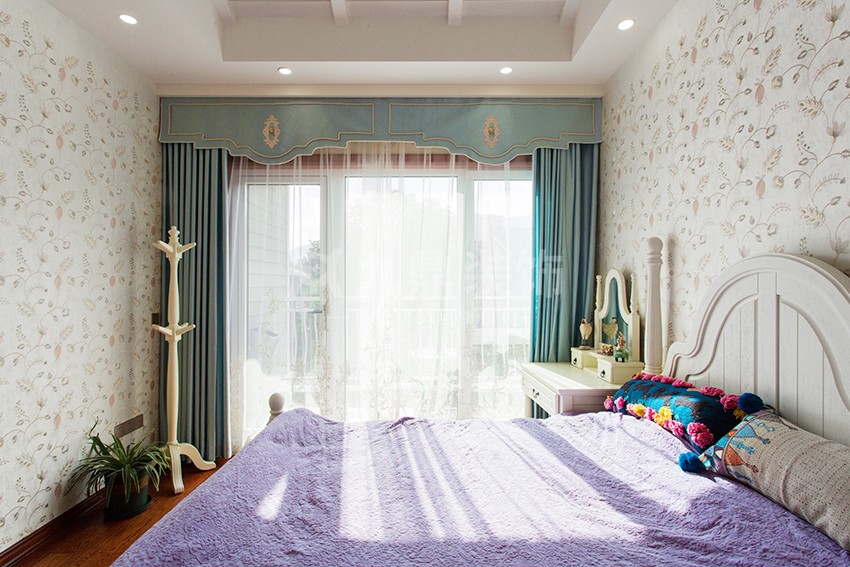 別墅臥室裝修效果圖.jpg 別墅臥室裝修效果圖.jpg