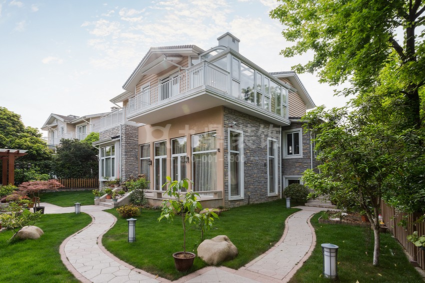 富春山居別墅外景.jpg 富春山居別墅外景.jpg