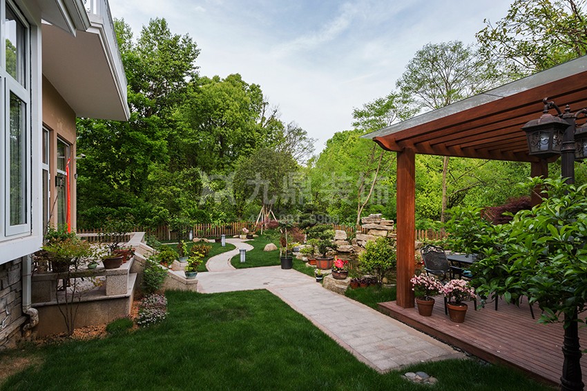 別墅花園裝修效果圖.jpg 別墅花園裝修效果圖.jpg