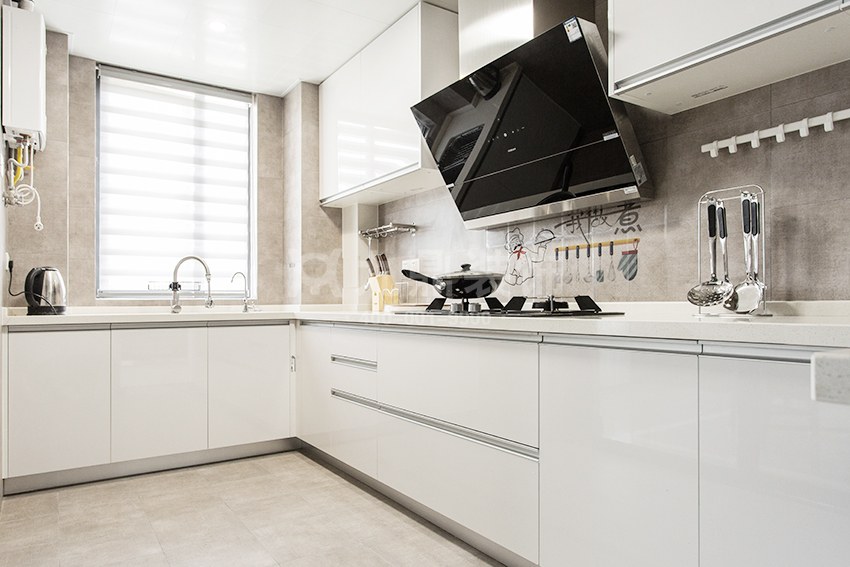 廚房裝修效果圖.jpg 廚房裝修效果圖.jpg