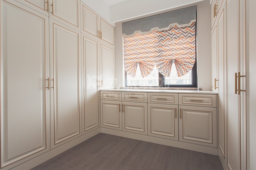 衣帽間裝修效果圖