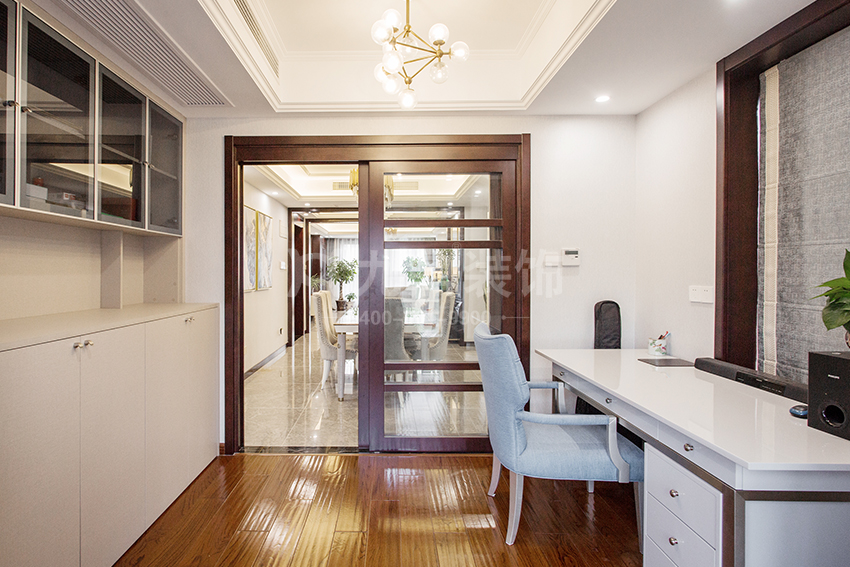 書房.jpg 書房.jpg