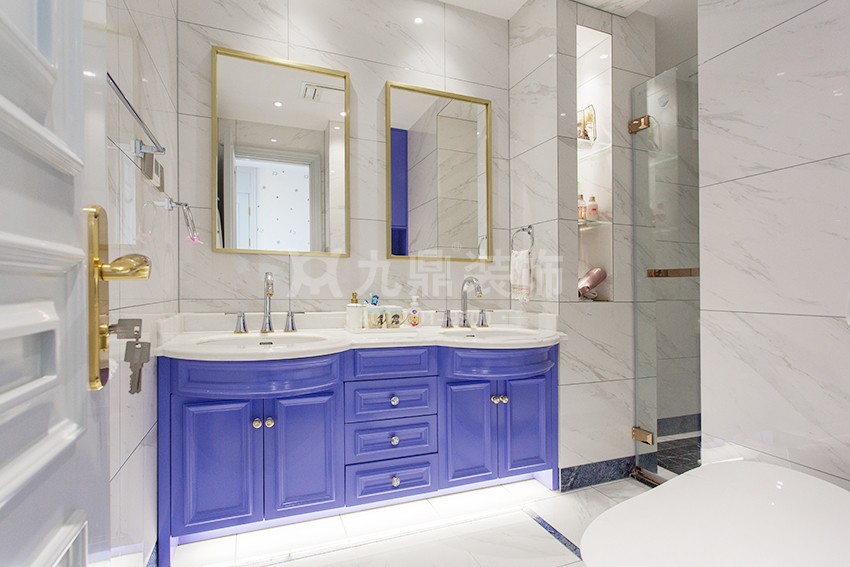 衛(wèi)生間裝修實(shí)景圖