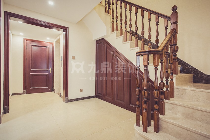 樓梯裝修實(shí)景圖 樓梯裝修實(shí)景圖