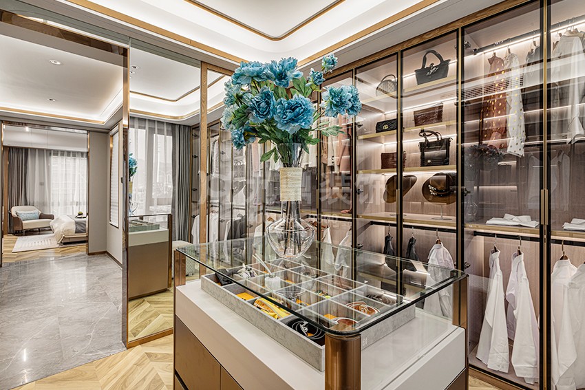 別墅衣帽間裝修效果圖 別墅衣帽間裝修效果圖