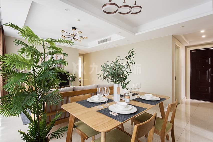 餐廳.jpg 餐廳.jpg