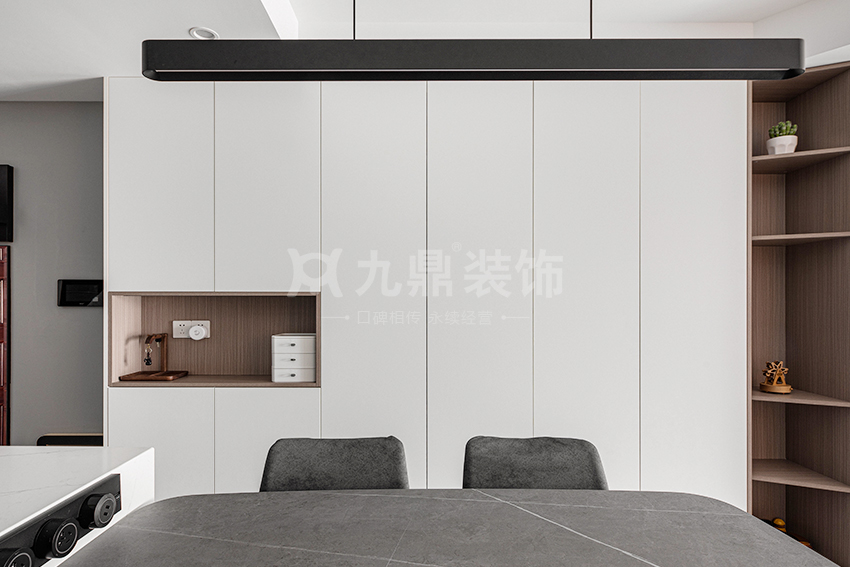 現(xiàn)代輕奢風格 現(xiàn)代輕奢風格