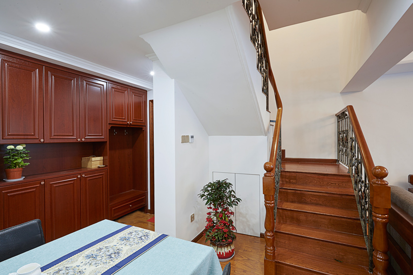 裝飾設(shè)計(jì)需要注意的問題和裝飾設(shè)計(jì)具備的特點(diǎn)